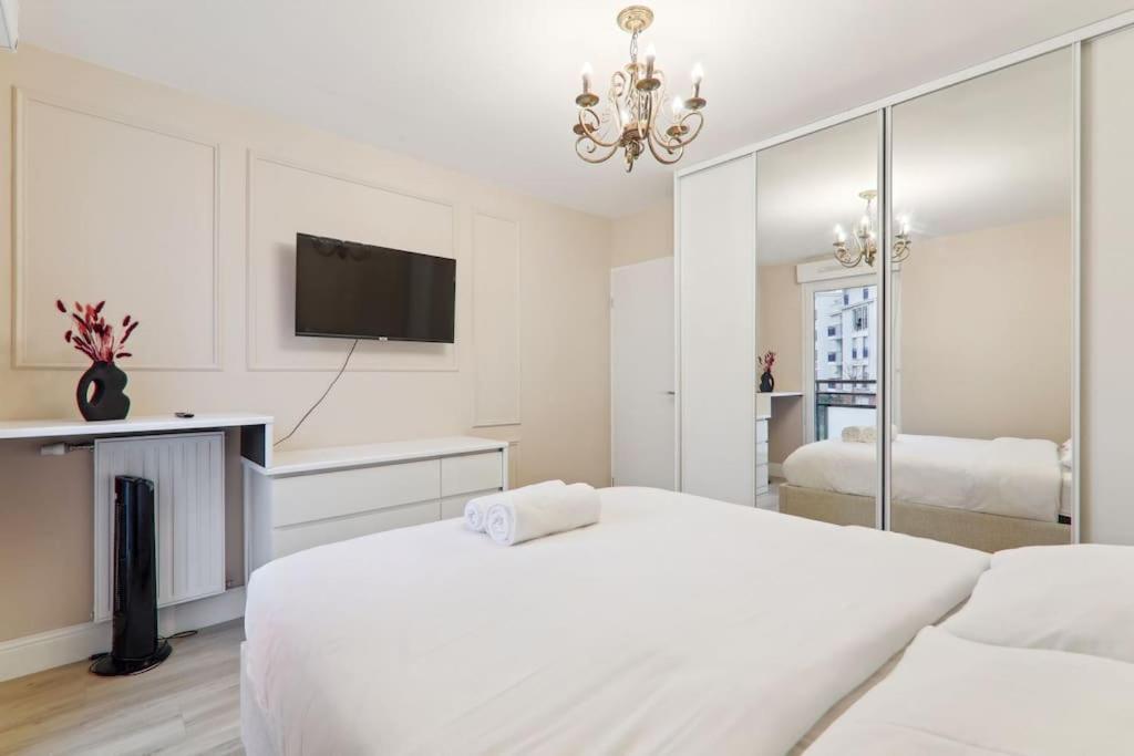Appartement Design Pres Defense Bezons Bagian luar foto